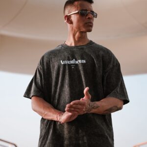 Amatheus Onyx Shadow Oversized Tee